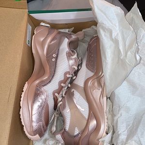 Puma Rose Silver Metal Shoes